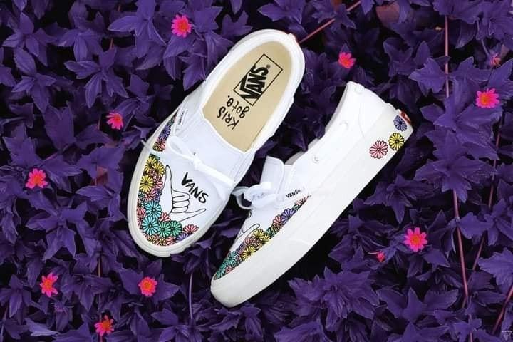 Kris vans clearance