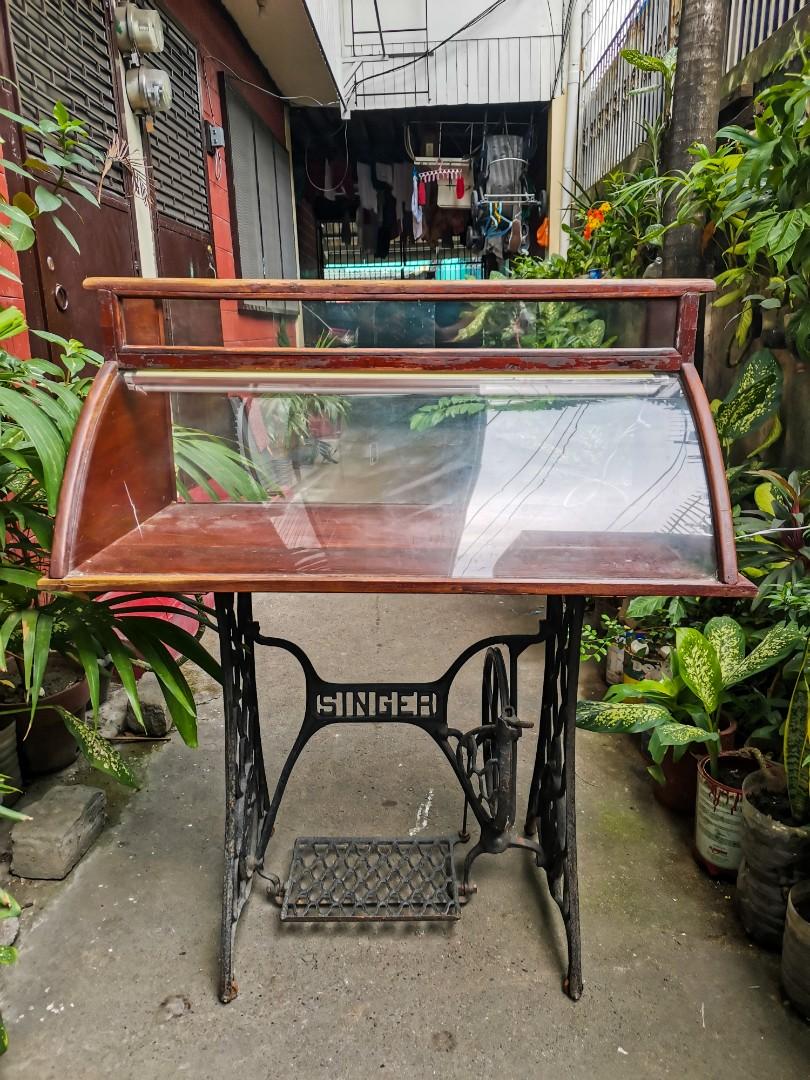 Vintage Lighted Escritorio Display Shelves (Category: Shelves, Cabinets & Racks) located in Manila. Submitted by sinaunang_gamit (Listing ID 1029429840, Image 3). Description: Vintage Lighted Escritorio Display Shelves - Singer Gagamba Stand - Lighted (Working) - Bolted to each pther - may isang maliit na crack ( Unnoticeable) - pwede pagdisplayan yung upper glass - Height: 44 inches (almost 4ft) - Lapad: 39 inches 09168602356.