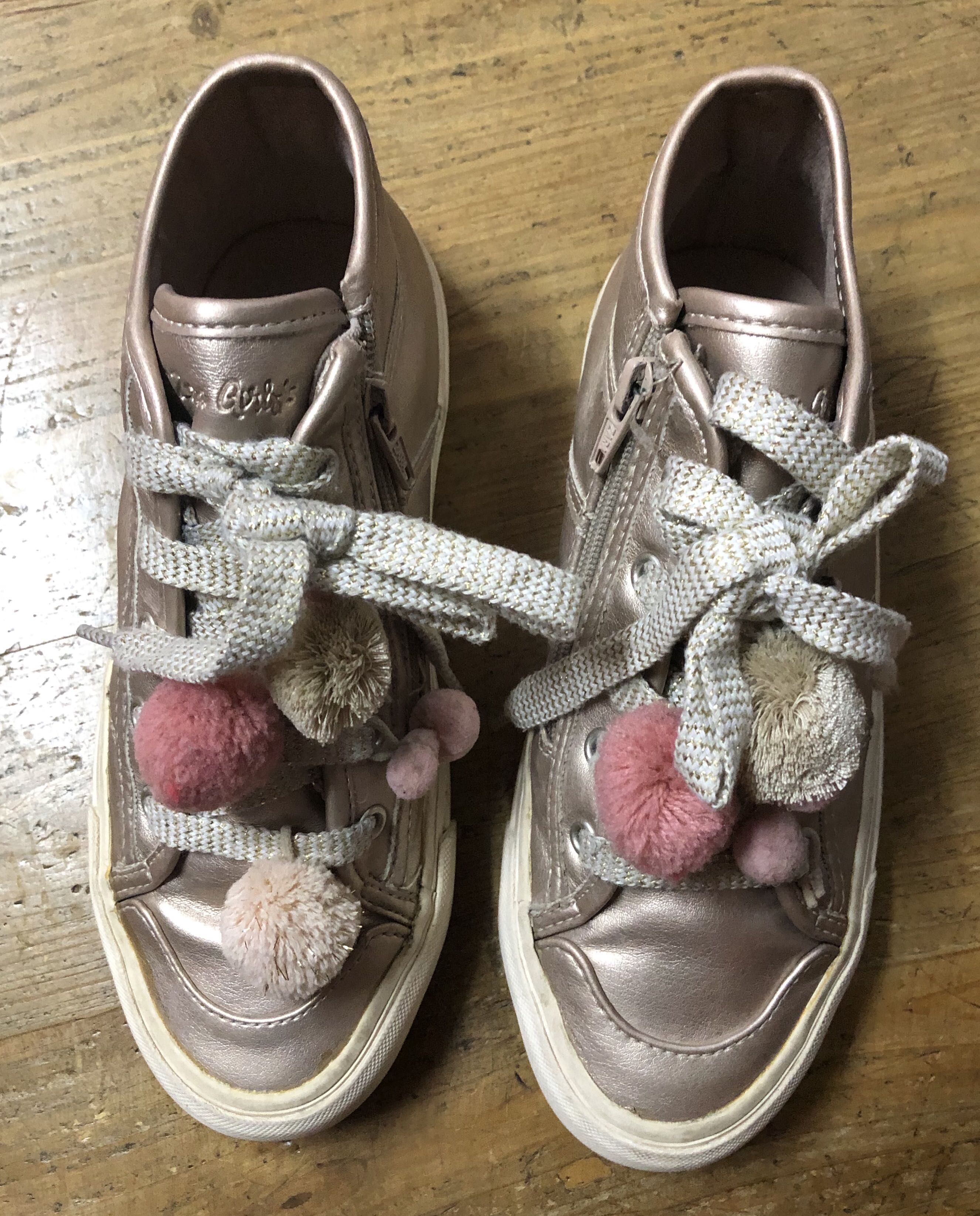 girls metallic sneakers