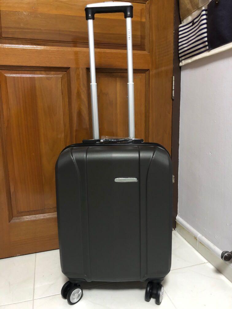 cabin size luggage inch