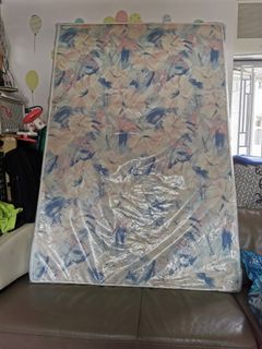 （分類：）位於 。 由 k8012_lo 提交（商品編號 1025331403，圖片 1）。簡介： 。