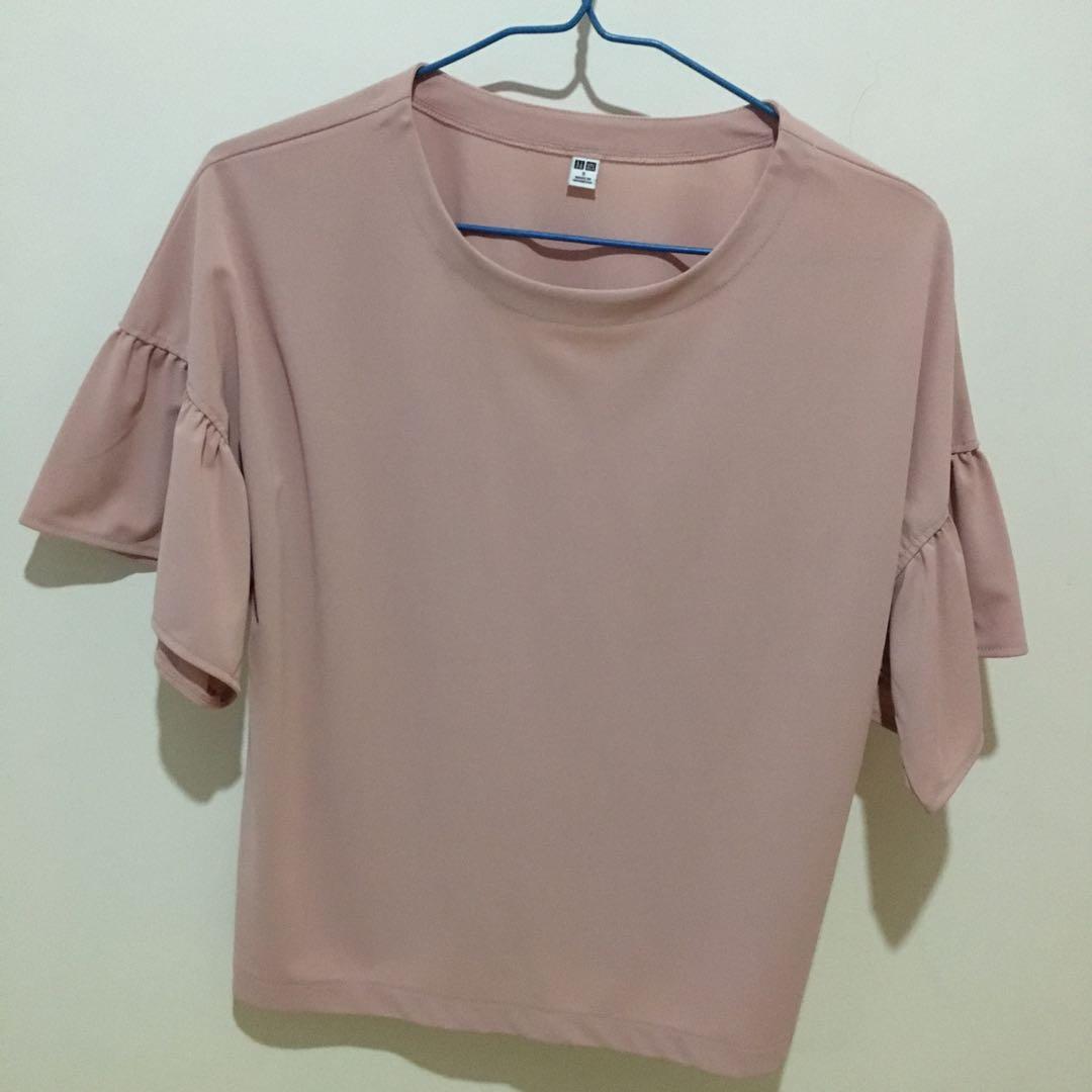 全新uniqlo粉紅色雪紡上衣 女裝 女裝上衣 外套 Carousell
