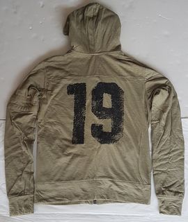 (Category: ) located in . Submitted by grabsomething4u (Listing ID 1025300308, Image 1). Description: .
