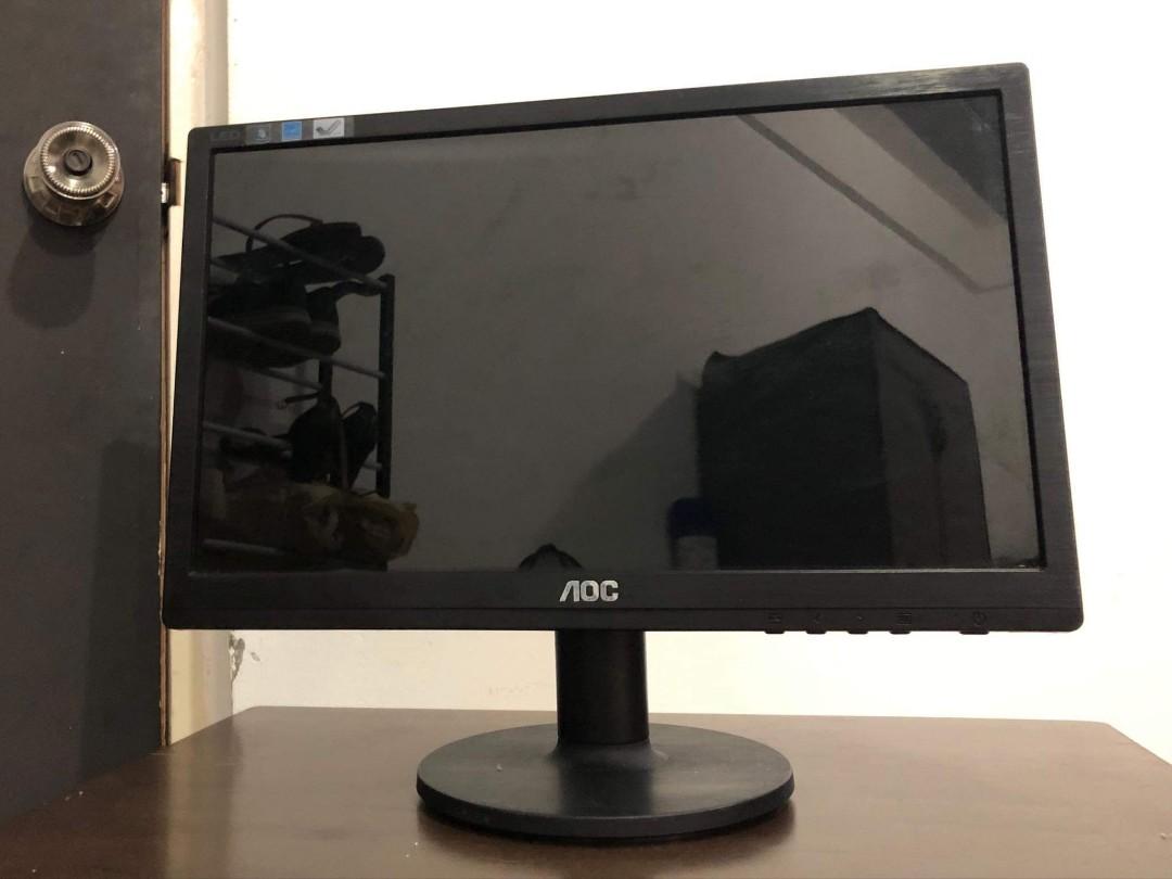 Aoc 16 Inch Monitor Computers Tech Parts Accessories Monitor Screens On Carousell