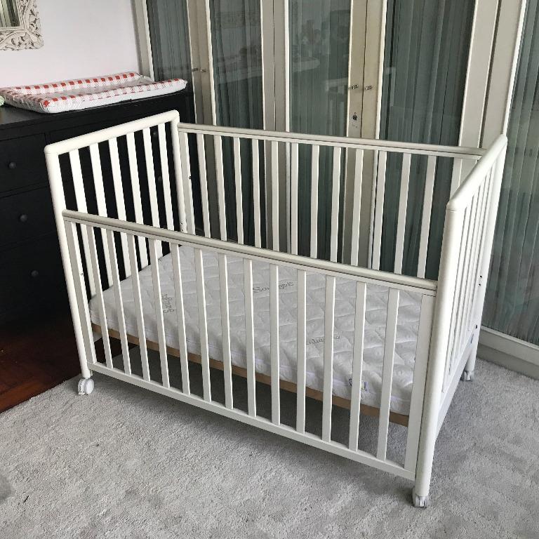 beautiful cot sheets