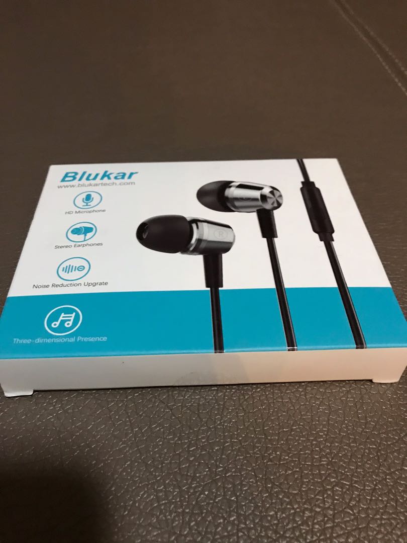 Blukar Earphones, In-Ear Headphones Earphones with High Sensitivity  Microphone, Audio, Earphones on Carousell