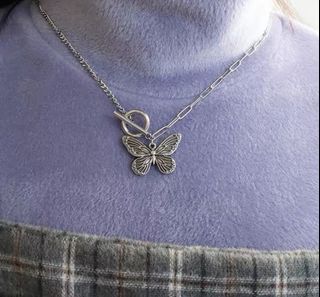 (Category: ) located in . Submitted by rosesxclouds (Listing ID 1025421037, Image 1). Description: .