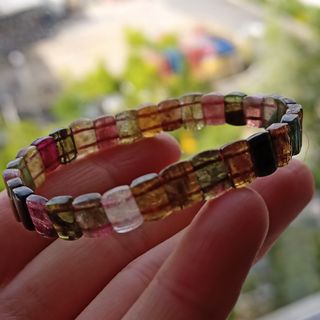 (Category: ) located in . Submitted by qualitycrystal (Listing ID 1025421694, Image 1). Description: .
