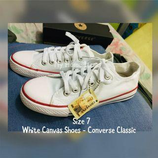 size 7 white converse