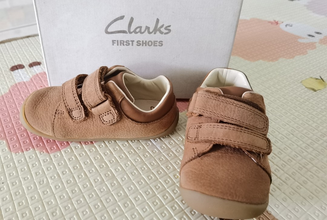 bancarrota Negar marido Clarks Baby Shoes, Babies & Kids, Babies & Kids Fashion on Carousell