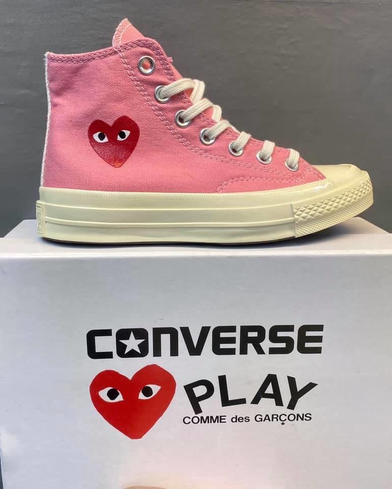 converse play pink
