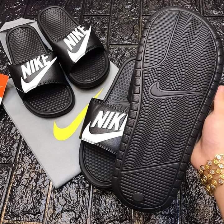 couple slippers nike