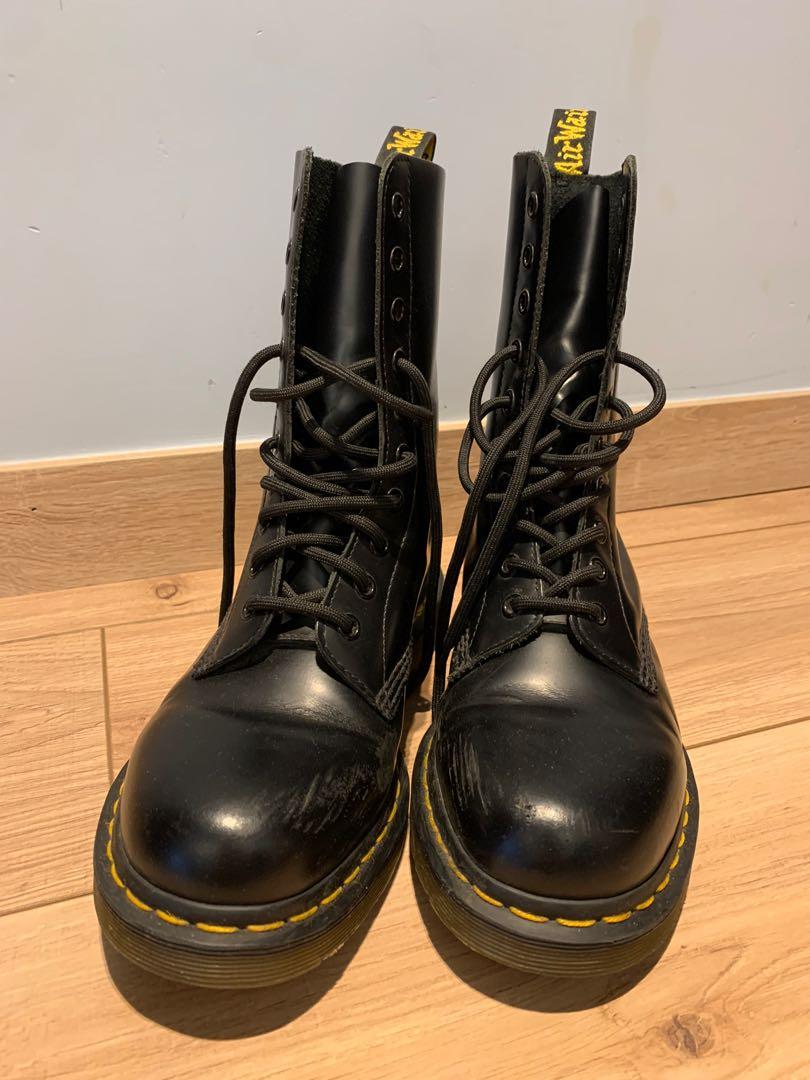 dr martens 10092