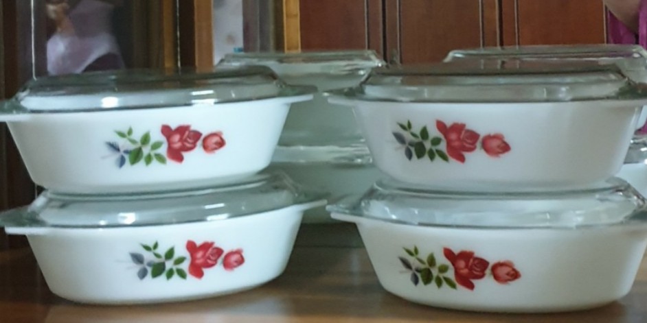 English Pyrex June Rose Antiques Vintage Collectibles On Carousell