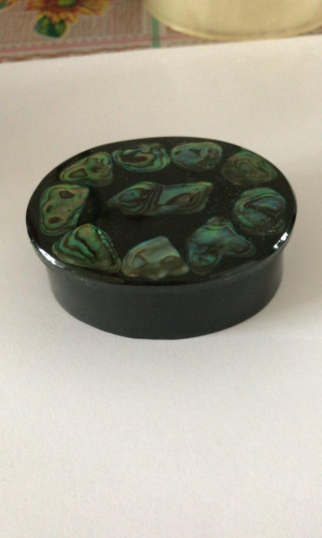 Genuine hotsell paua shell