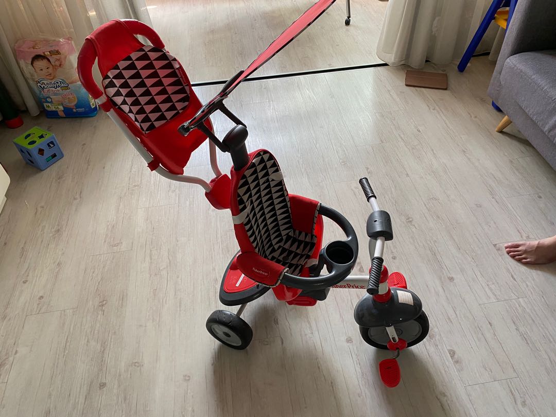 tricycle bebe toys r us
