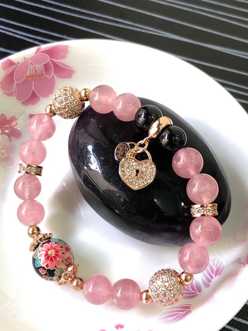Rose quartz shop and black tourmaline