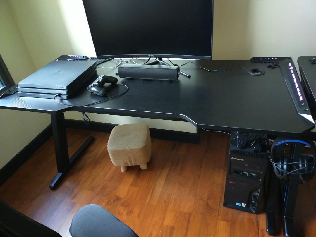 computer desk with chairs