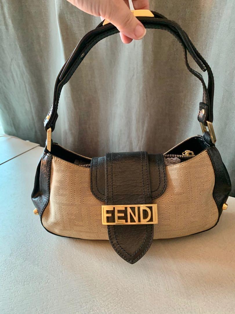 vintage fendi baguette bag