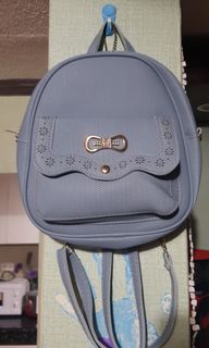 (Category: ) located in . Submitted by cjapparel (Listing ID 1025471187, Image 1). Description: .
