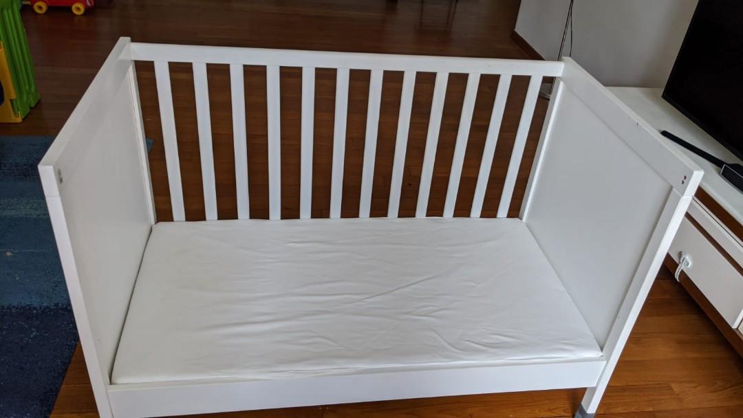 IKEA Sundvik crib(convertible to toddler bed as seen in picture
