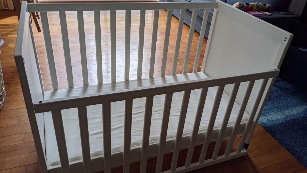 IKEA Sundvik crib(convertible to toddler bed as seen in picture