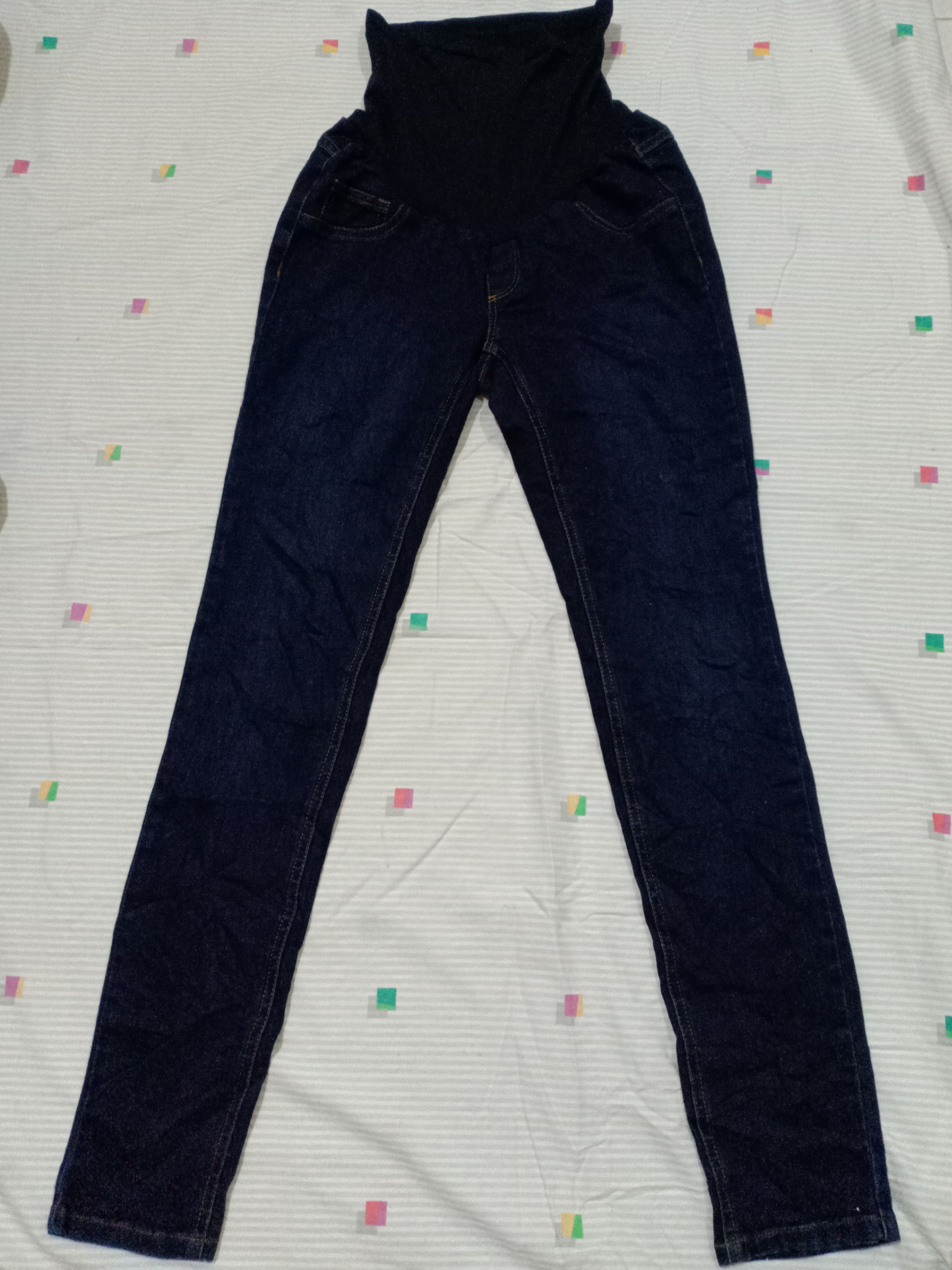 Jessica Simpson Maternity Jeans Elastic Jeans Babies Kids Maternity On Carousell Buy products such as jessica simpson welles champagne at walmart and save. carousell