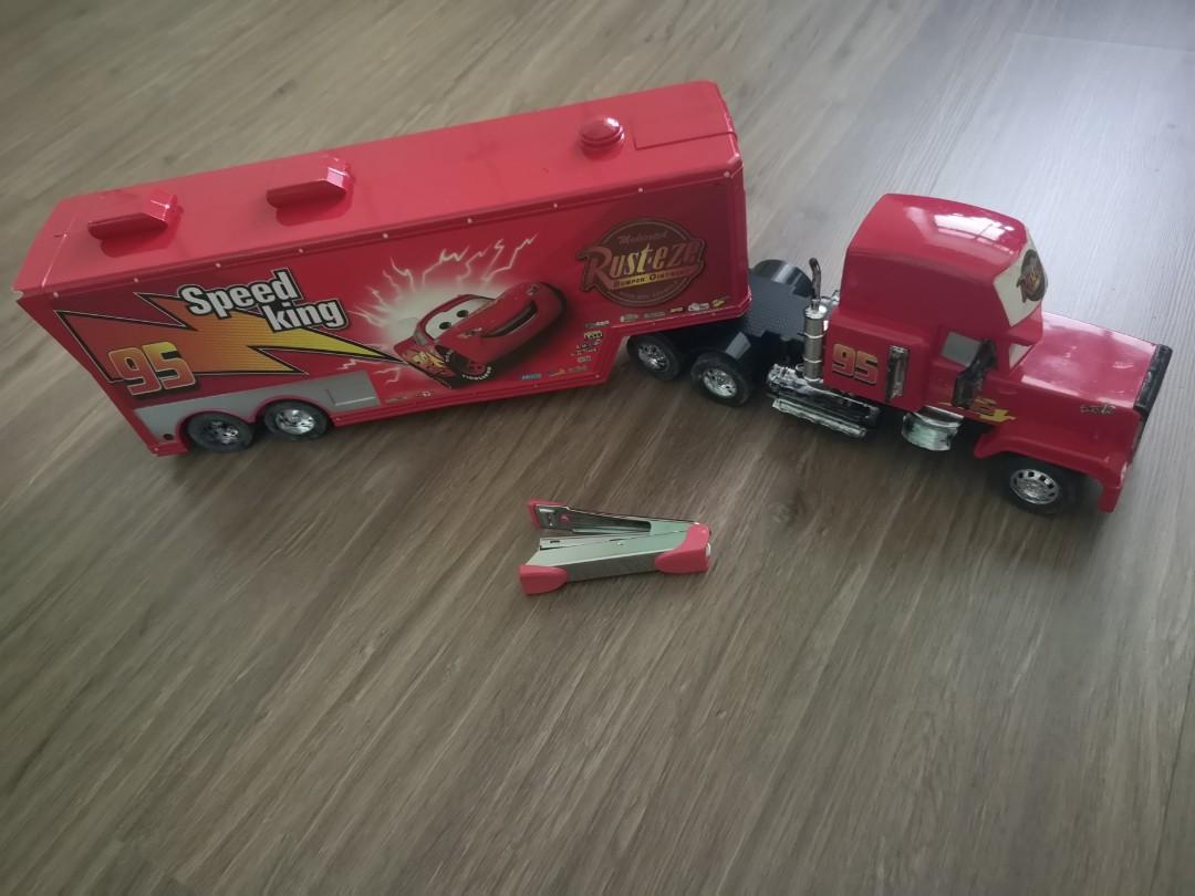 Mac lightning sales mcqueen