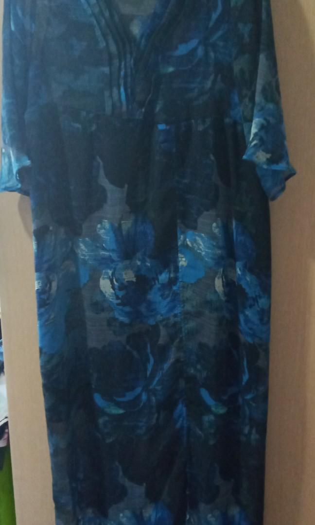 Long Blue Kimono Inspired Dress (Category: Dresses) located in Caloocan City. Submitted by fabbizz (Listing ID 1025304506, Image 1). Description: Long Dress Sheer dress with lining With front slit.
