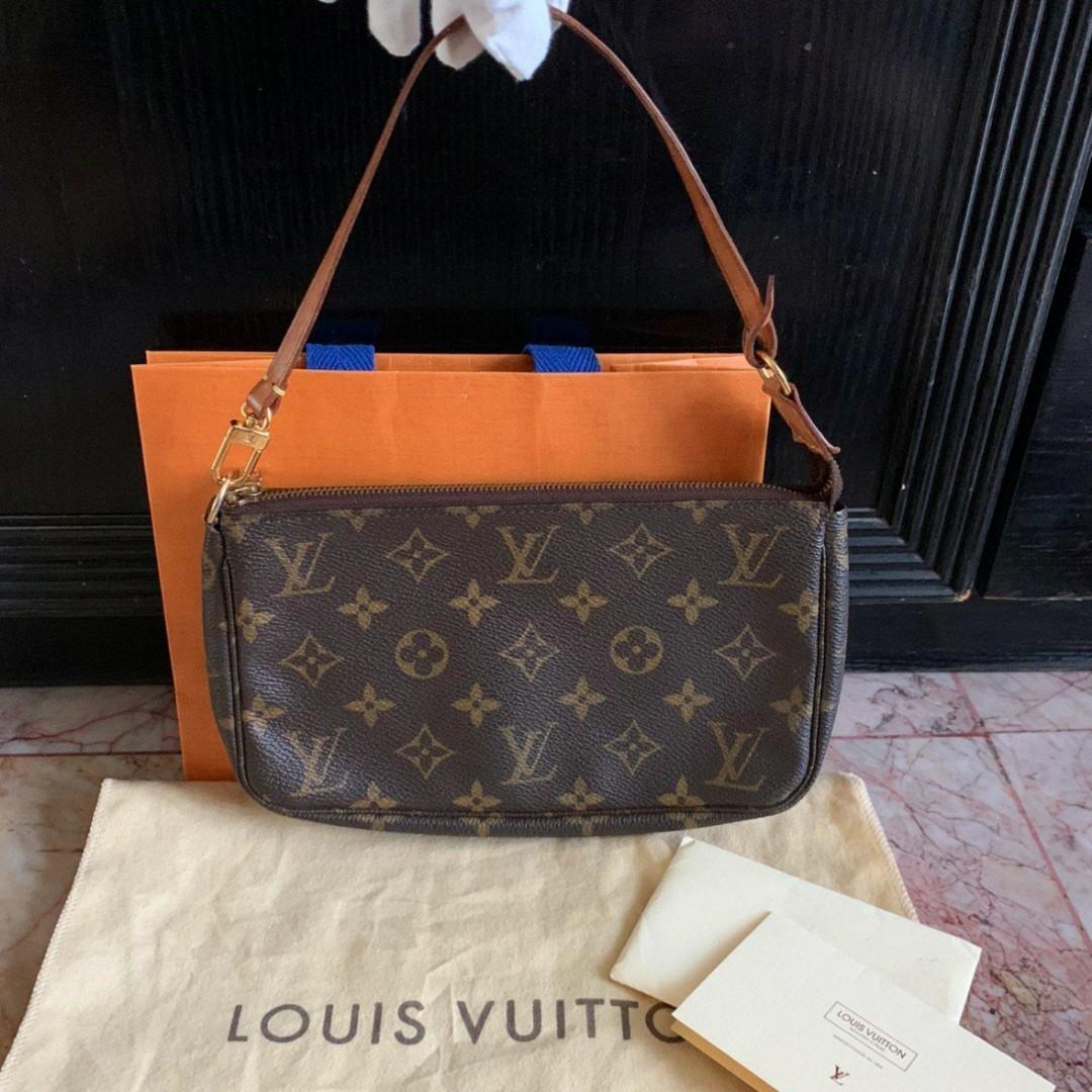 Louis Vuitton e Sling Bag, Luxury, Bags & Wallets on Carousell