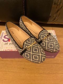 （分類：）位於 。 由 alicecalling 提交（商品編號 1025449492，圖片 1）。簡介： 。
