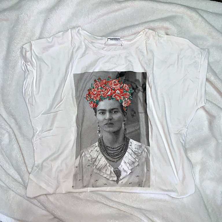 Maglietta frida kahlo on sale mango
