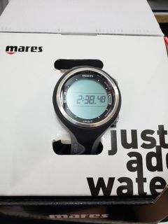 （分類：）位於 。 由 fokfok54 提交（商品編號 1025430041，圖片 1）。簡介： 。