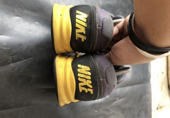 nike airflex trainer