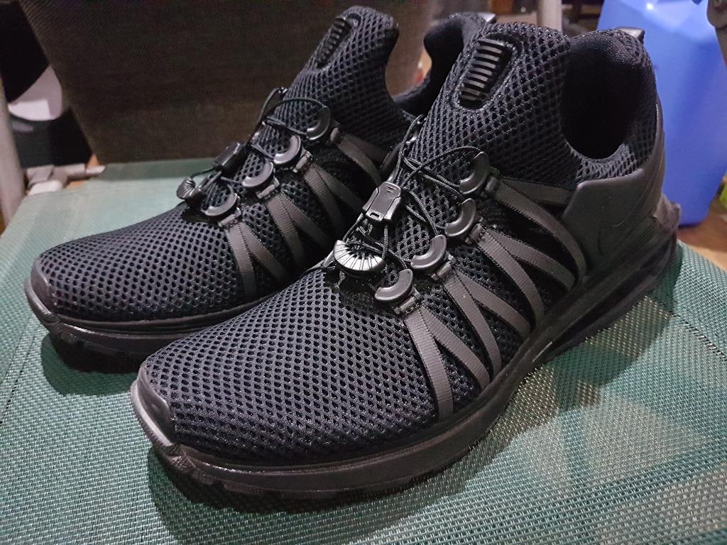 novo nike shox gravity