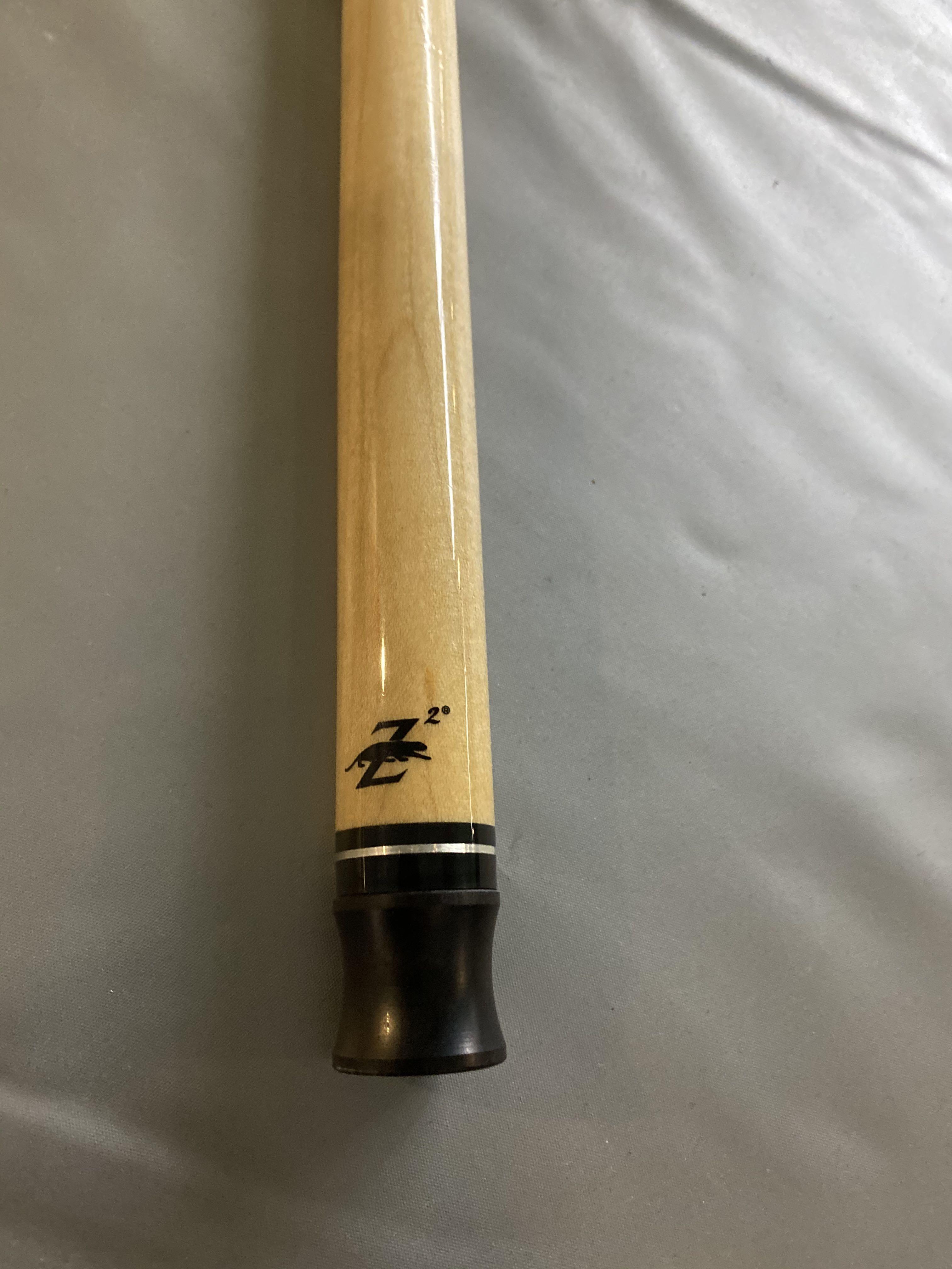Predator Roadline with Z2 shaft cue, Sports Equipment, Sports & Games