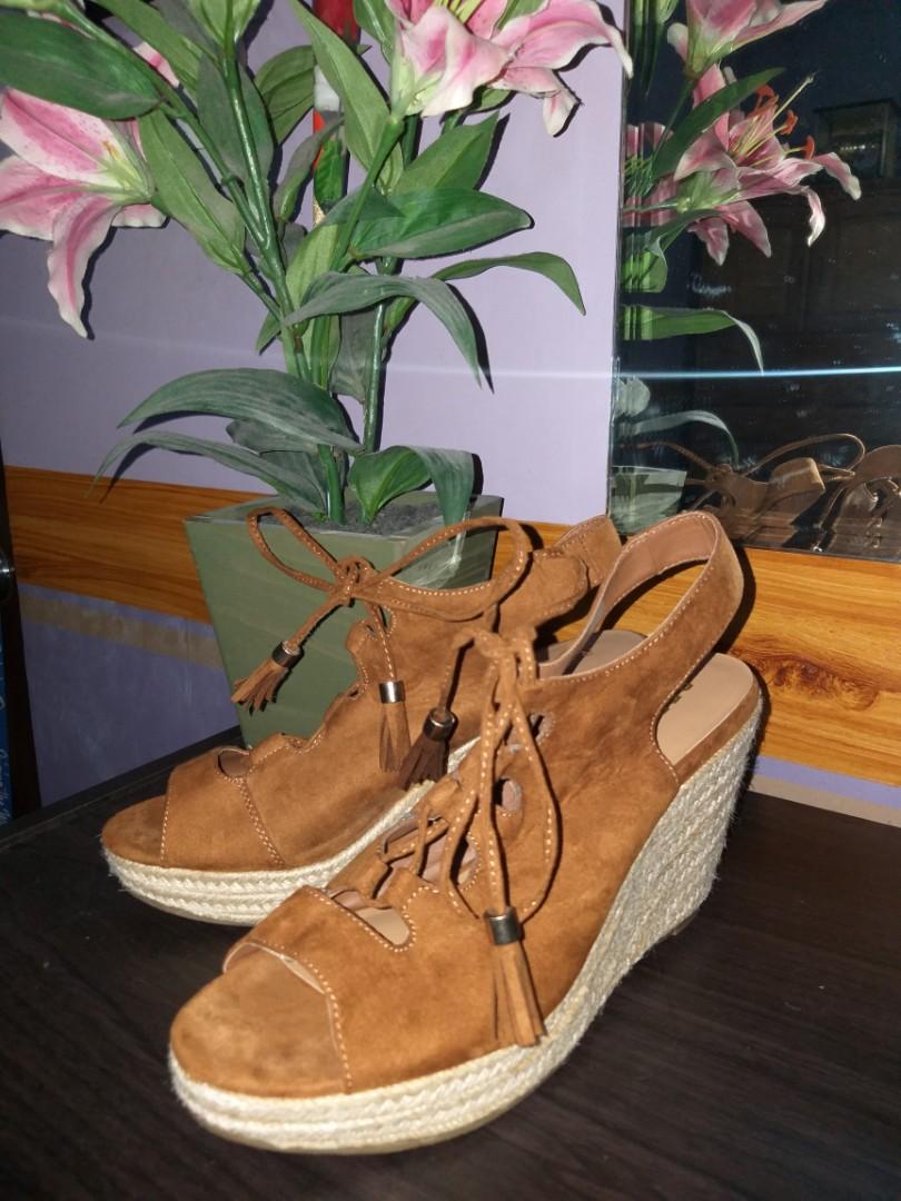 report wedge sandals