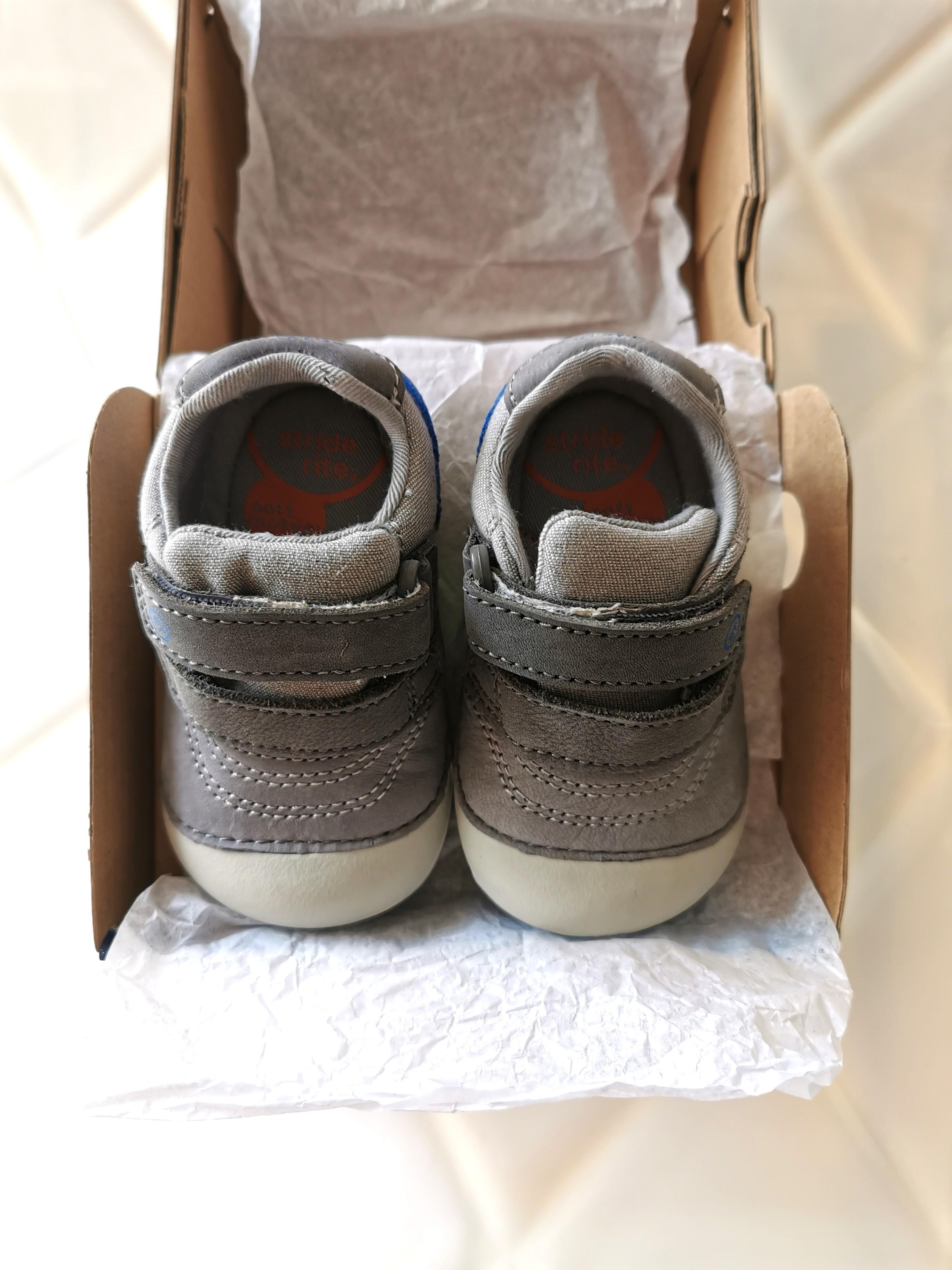size 4w infant shoes