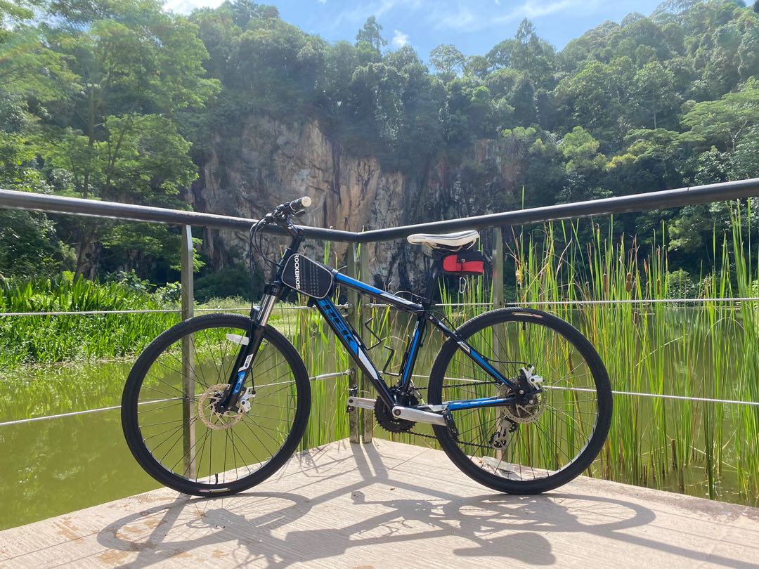 TREK 3700, Sports Equipment, Bicycles 