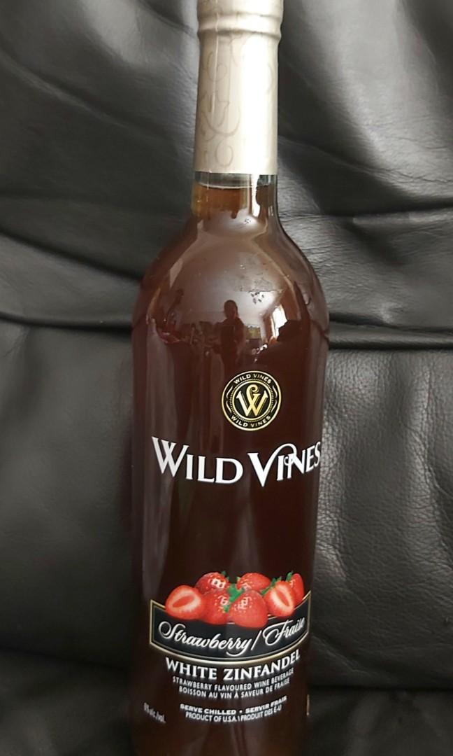 Wild sales vines strawberry