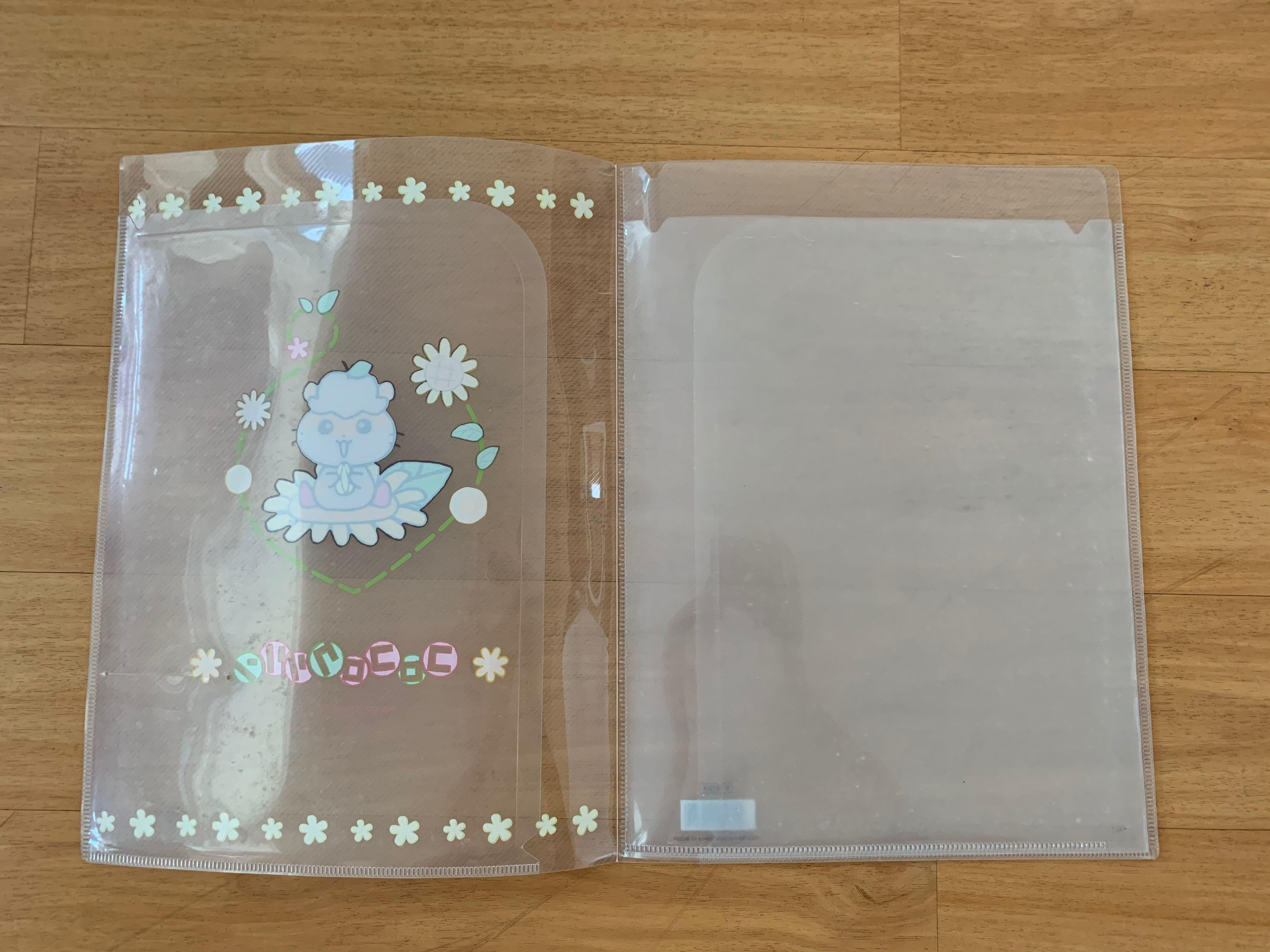 A4 folder with multiple pockets （分類：旅遊 - 旅行必需品及用品）位於 Hong Kong。 由 formidablehannah 提交（商品編號 1029762879，圖片 2）。簡介： Meet up can be anywhere along the Tsuen Wan line. If you were interested in other folders on my other posts, do let me know, I will make a discount!。