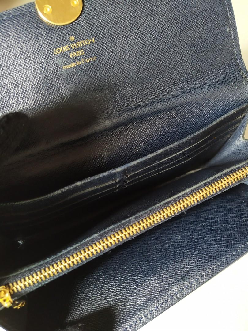 Authentic LOUIS VUITTON (Category: Luxury Bags & Wallets) located in Cavite. Submitted by lujoylasjoyas (Listing ID 1029651467, Image 3). Description: plus shipping fee.