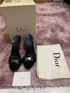 (Category: ) located in . Submitted by Harajukucouture (Listing ID 1029769966, Image 1). Description: .