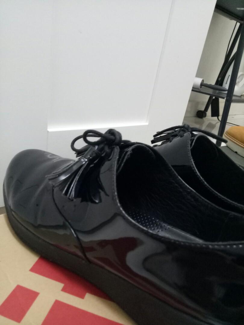 Fitflop classic deals tassel superoxford