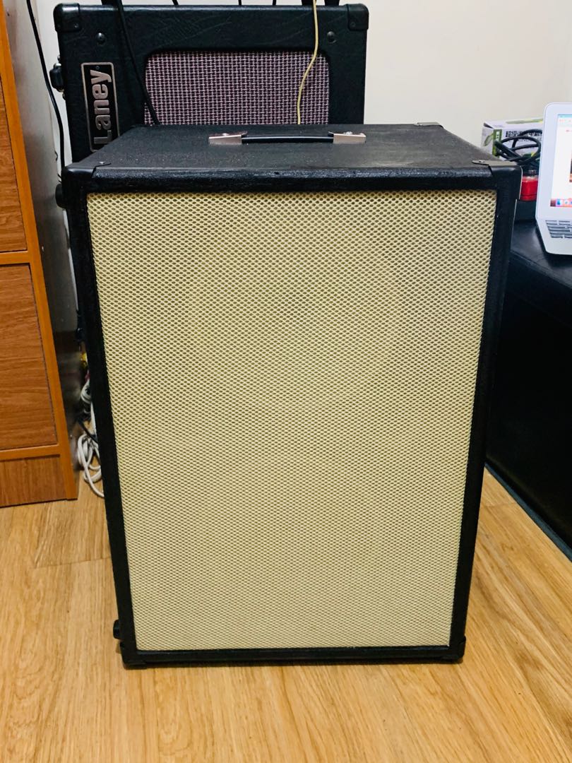 Guitar Speaker Cabinet Music Media Music Instruments On Carousell