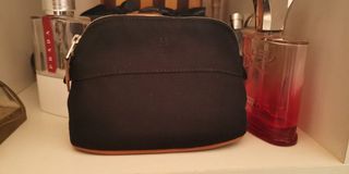 (Category: ) located in . Submitted by geriantt (Listing ID 1029793777, Image 1). Description: .
