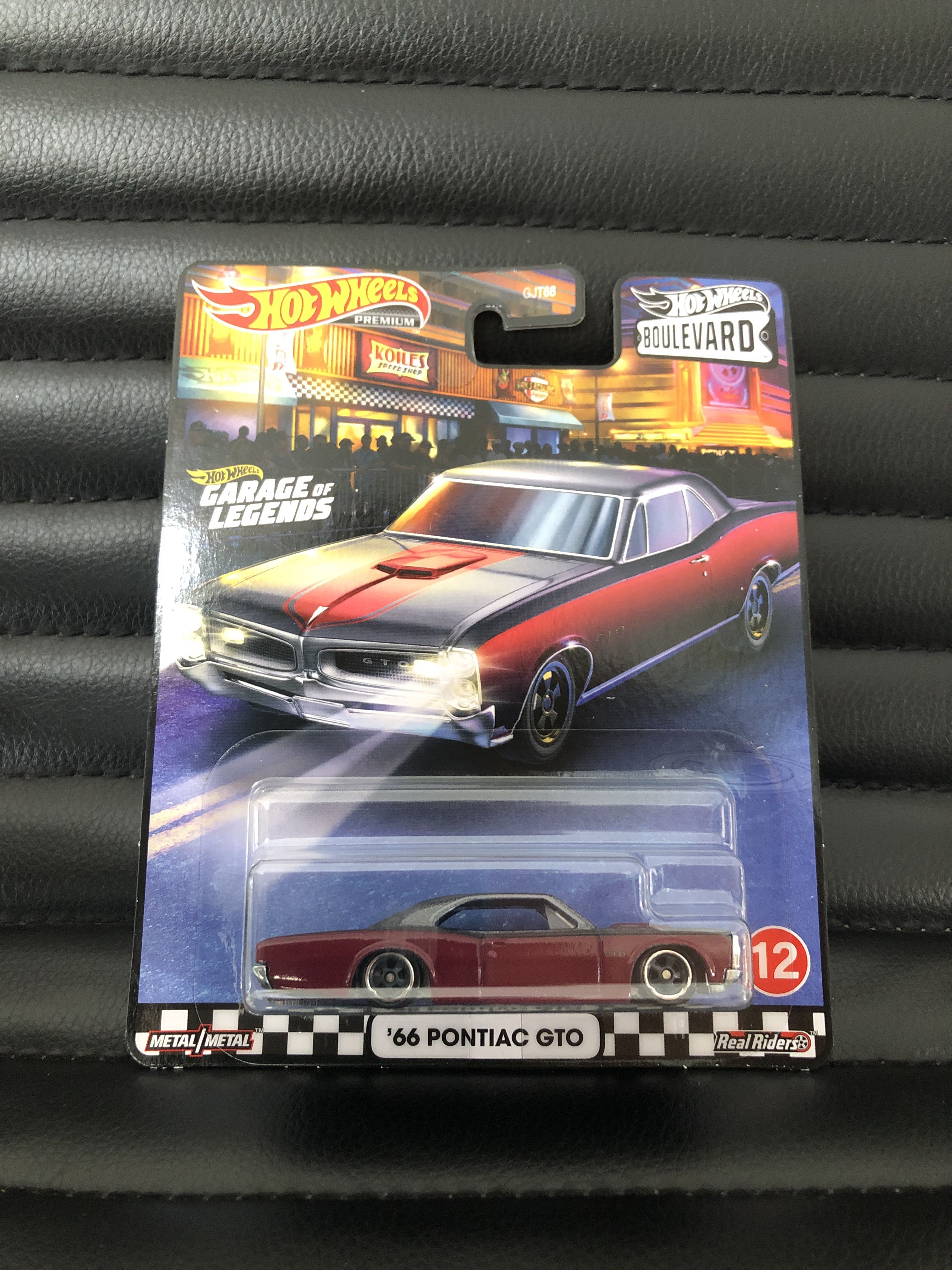 Hot Wheels 2020 Boulevard '66 Pontiac GTO, Hobbies & Toys, Toys