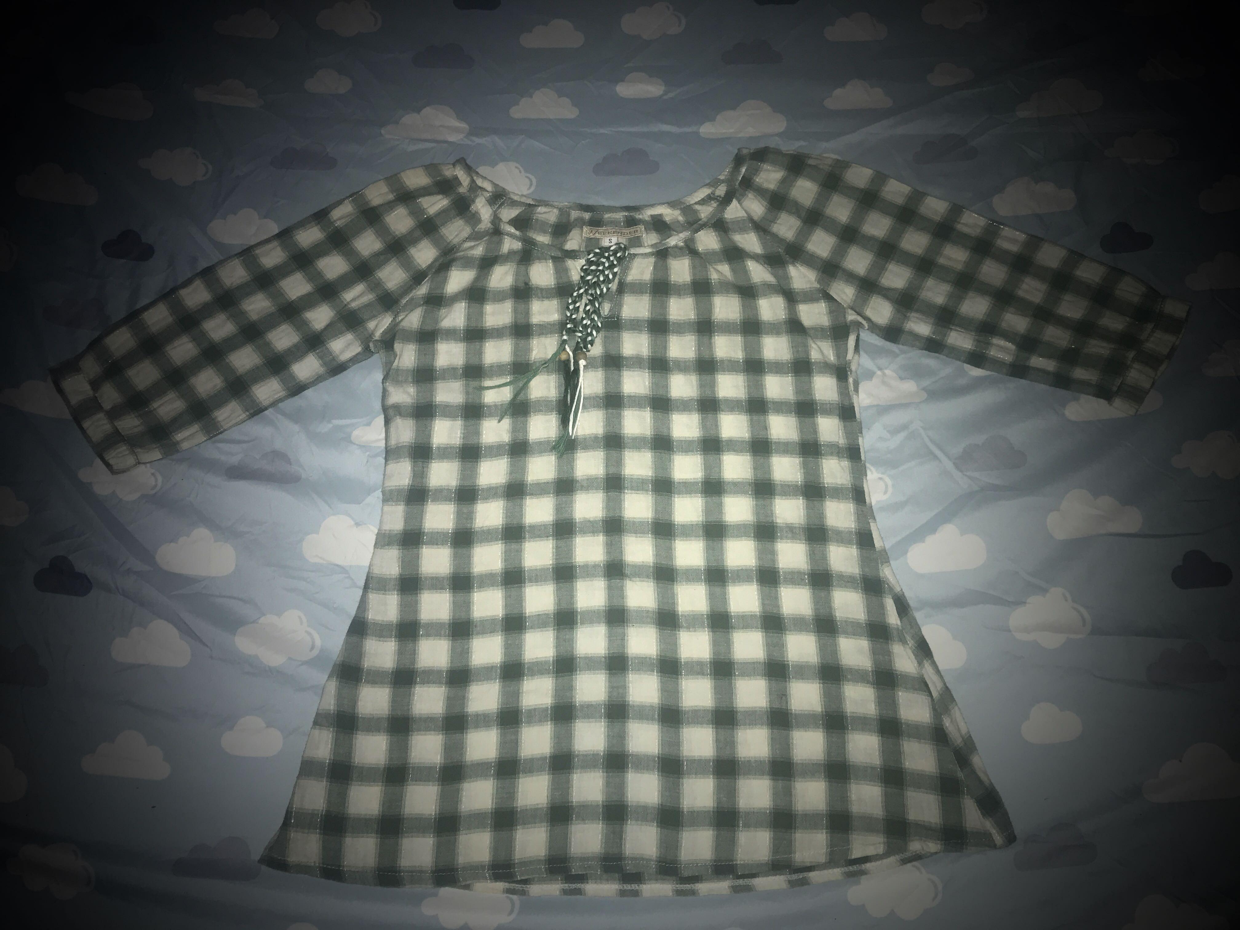 Ladies’ 3/4 Sleeved Gingham Top (Category: Blouses) located in Quezon City. Submitted by igraine_21 (Listing ID 1029705141, Image 1). Description: •GUC •Preloved but well loved. •Bought in SM RFS: Decuttering. Di na kasya at nakatago lang sa storage..