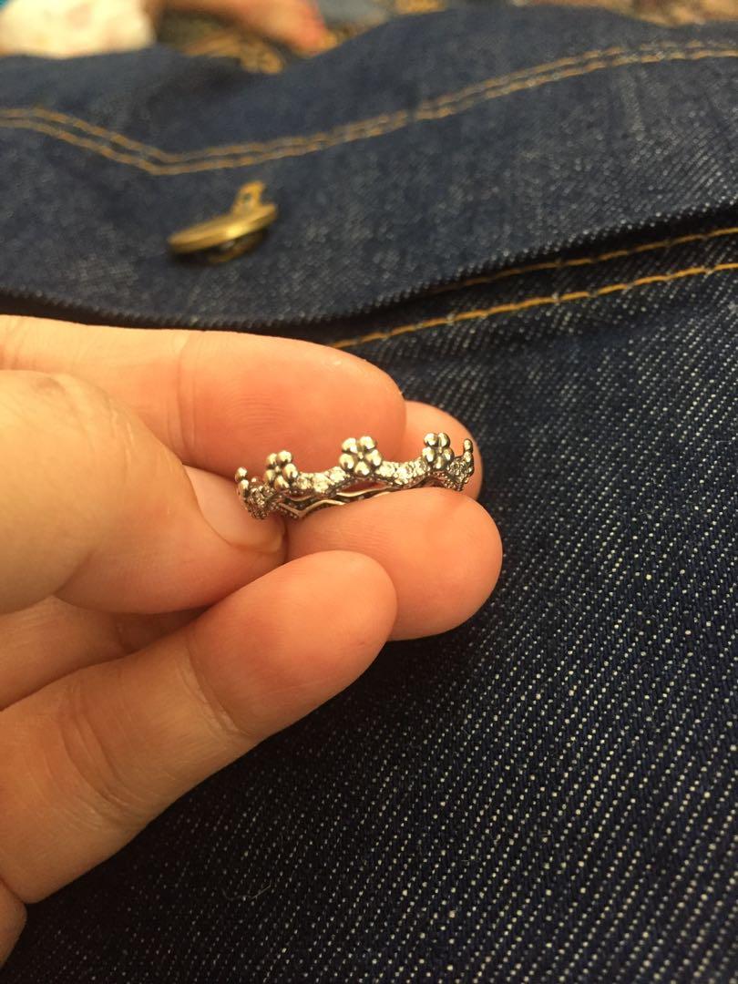 Flower best sale crown ring