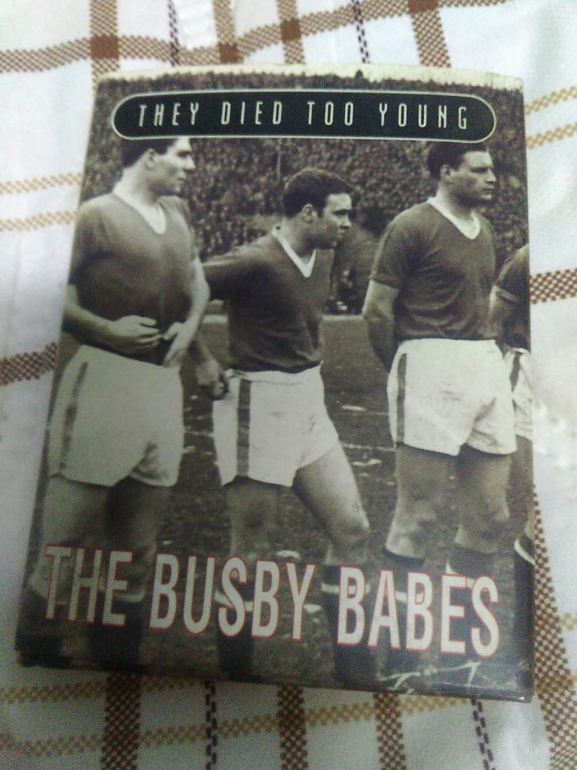 Manchester United The Busby Babes Sports Other On Carousell
